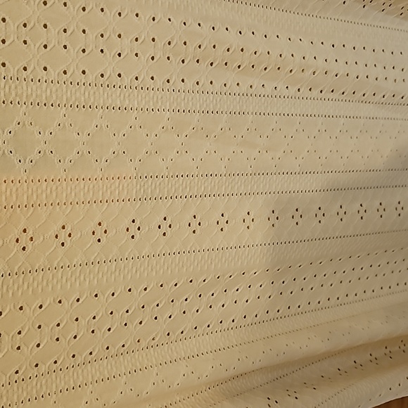 Short sleeve women's pullover shirt - Picture 3 of 4